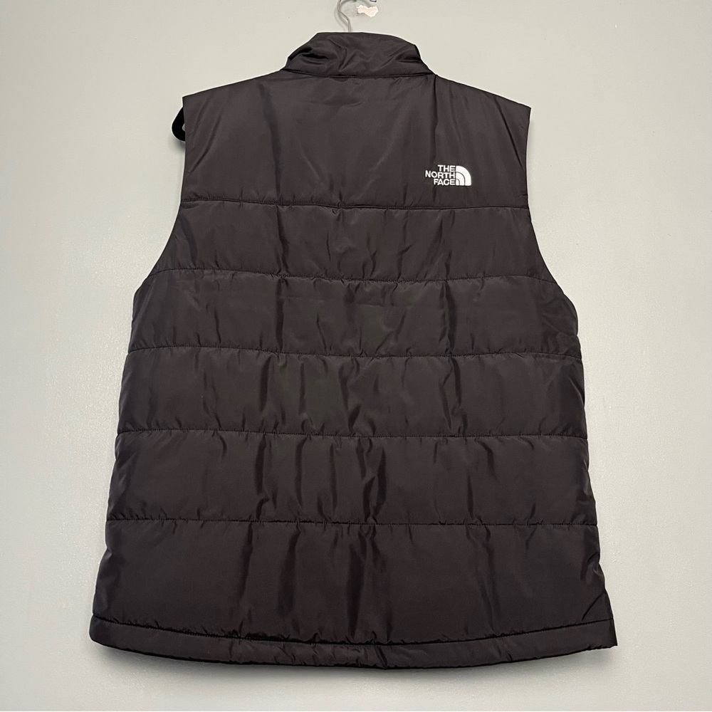 NWT The North Face Everyday Insulated Vest Black Puffer Branded Men’s Size M - Picture 2 of 8